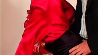 Шикарные красотки влюблены в хуй - порно видео