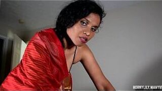 Индийская мачеха трахает хуй пасынка, друг получает кримпай - порно видео