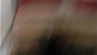 Сомалийский чувак трахает латинскую сучку - порно видео