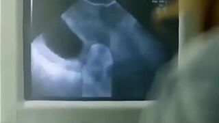 Доктор наслаждаясь - порно видео