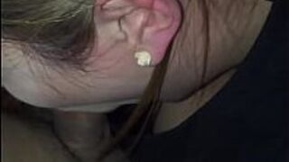 Британский китайский делает горячий минет - порно видео